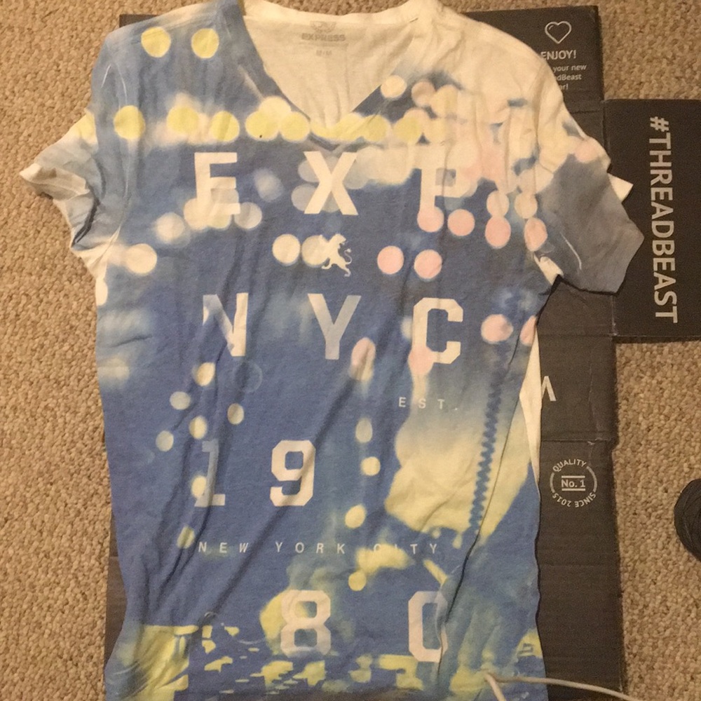 Express t-shirt